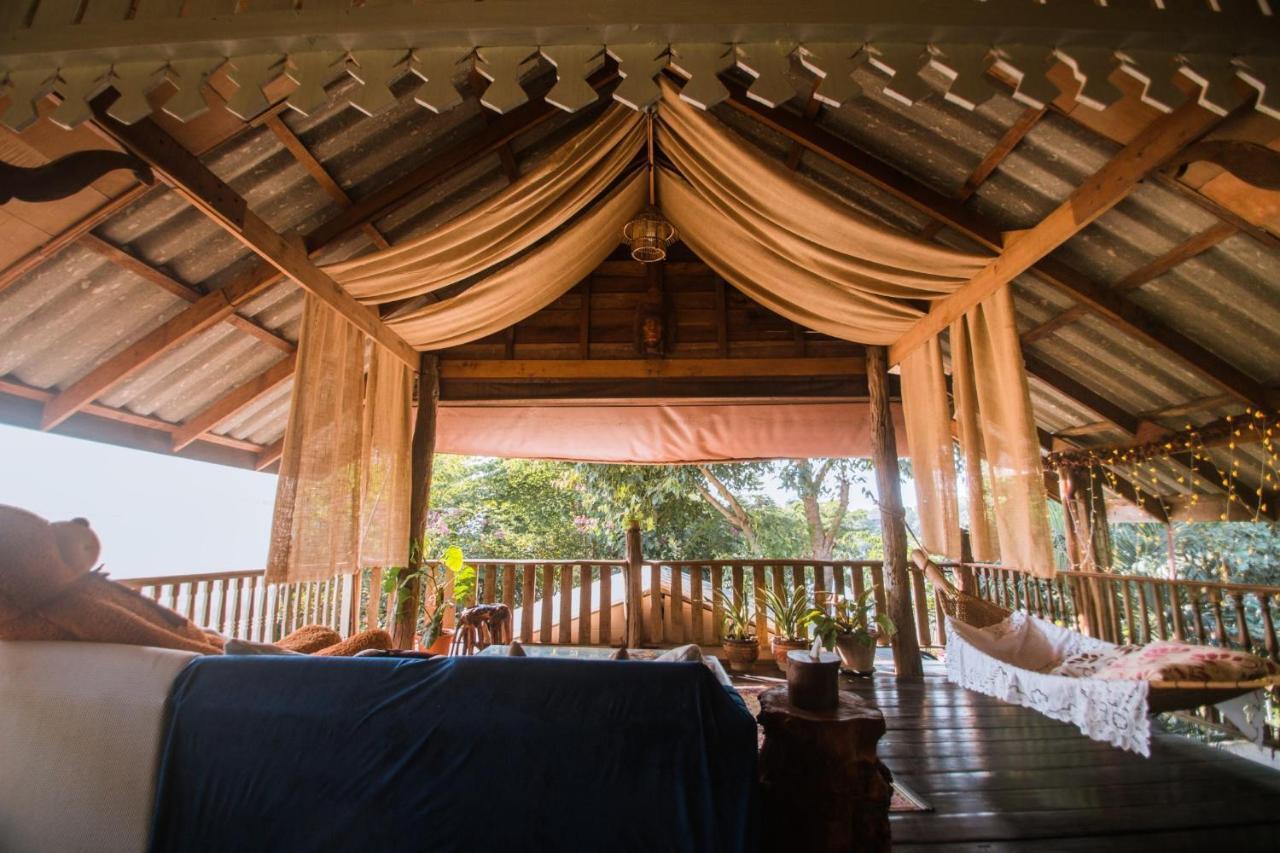 The Antique Riverside Resort Ban Pong  Exteriér fotografie