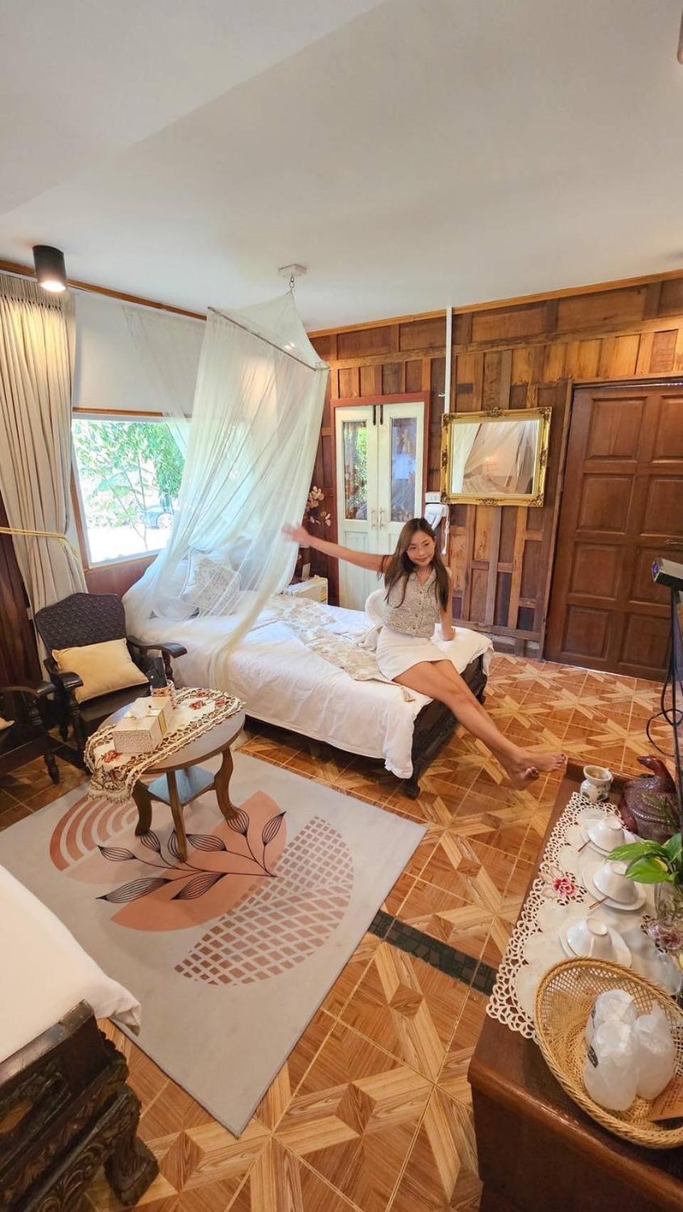 The Antique Riverside Resort Ban Pong  Exteriér fotografie