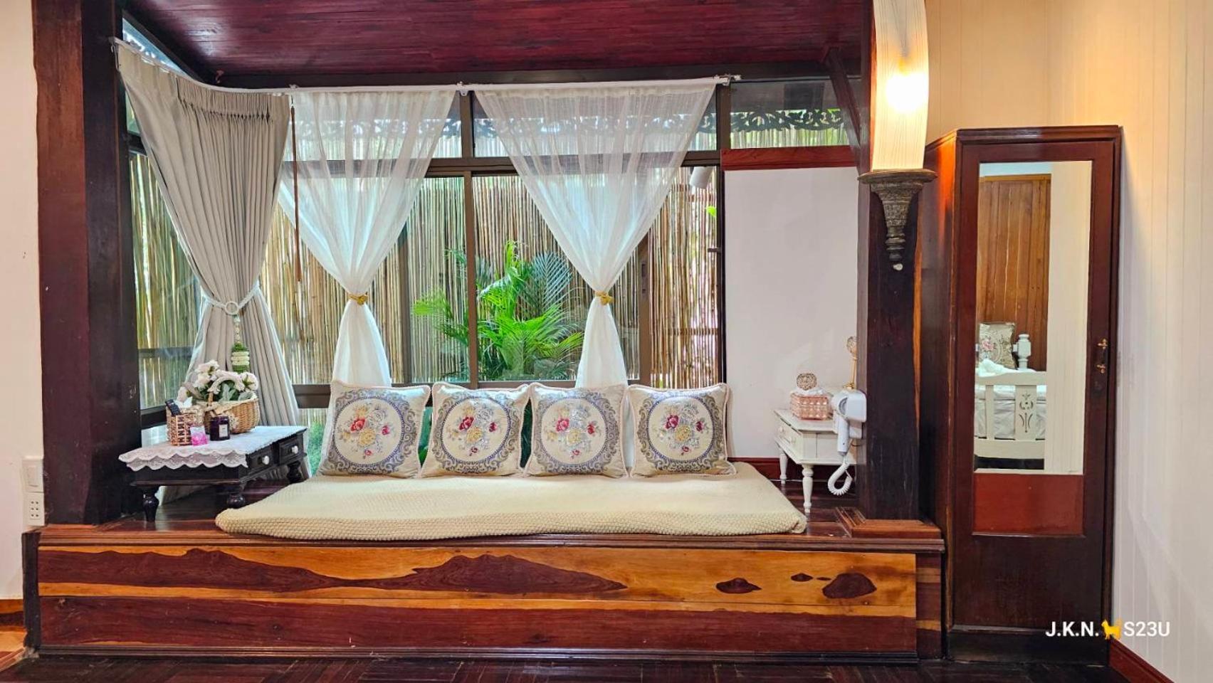 The Antique Riverside Resort Ban Pong  Exteriér fotografie