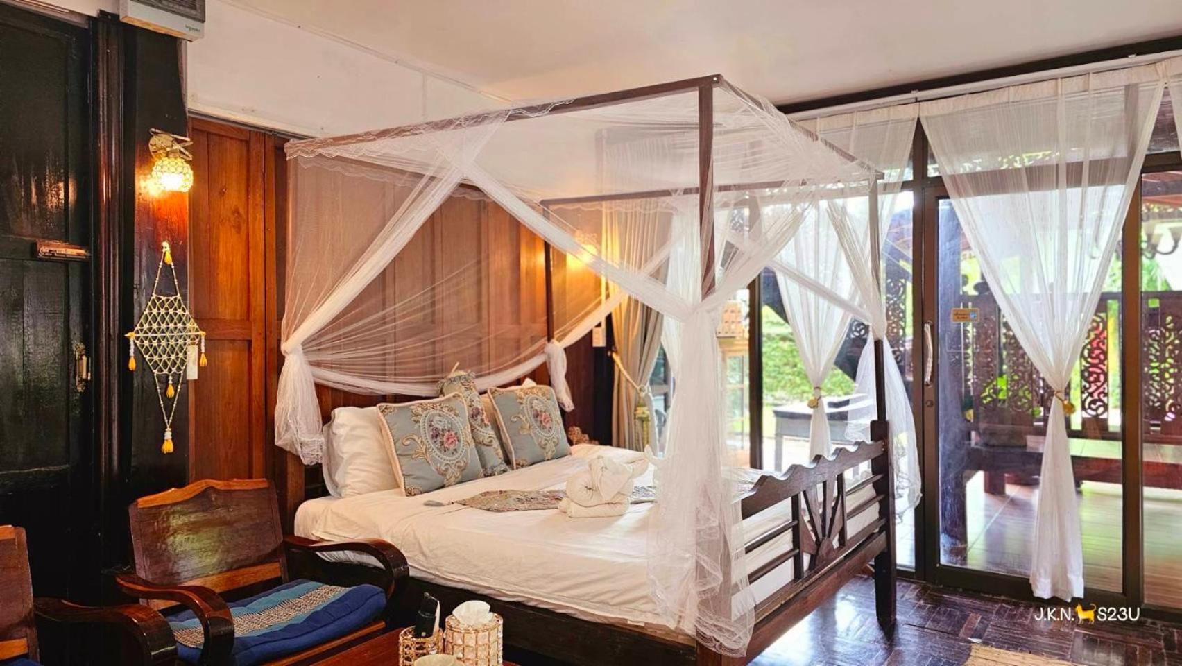 The Antique Riverside Resort Ban Pong  Exteriér fotografie